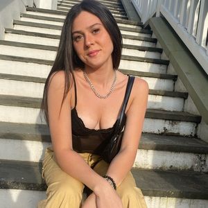 Meet your Posher, Anna